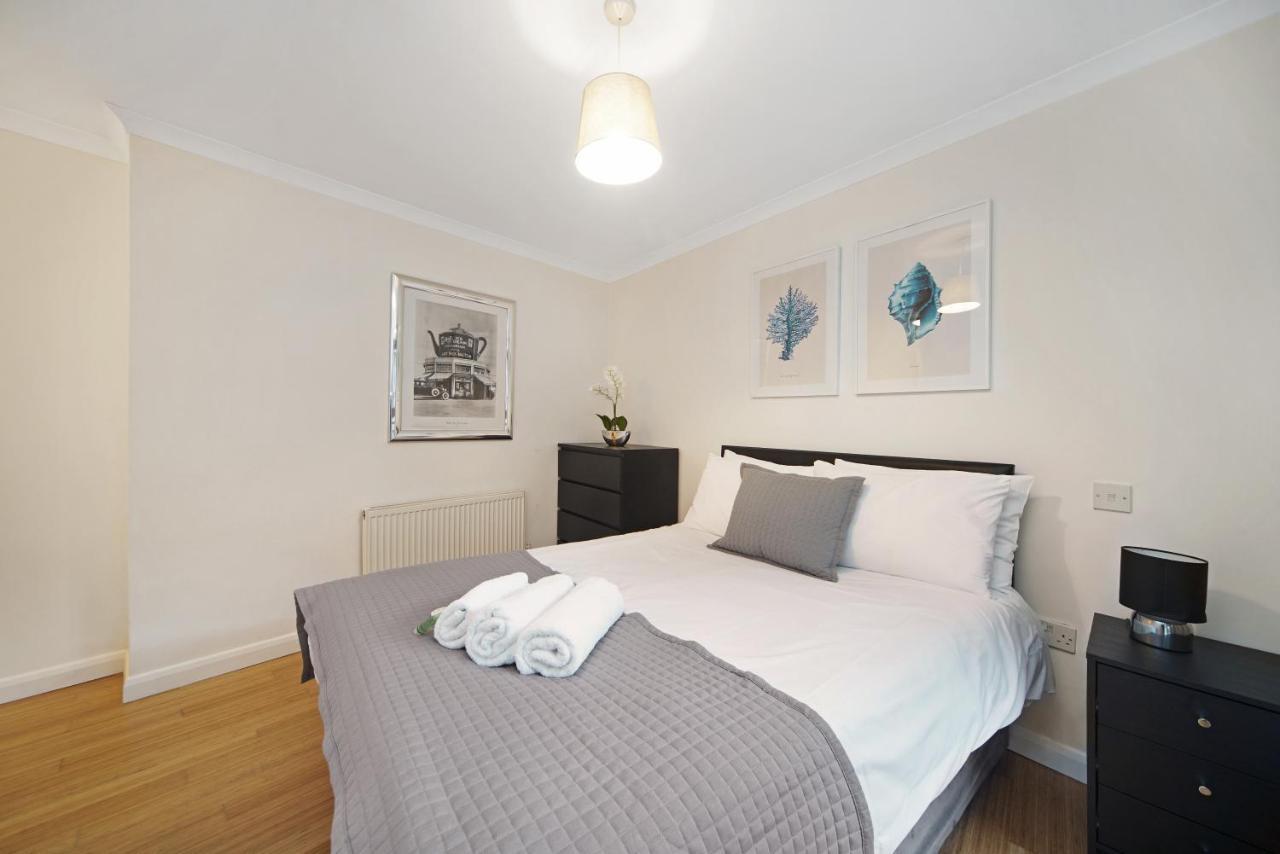 2 Bed Chic Apartment Near Shoreditch & Liverpool St Free Wifi & Parking By City Stay Aparts Лондон Екстериор снимка